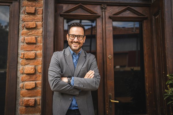Find the best letting agent for your UK property. Even from overseas.